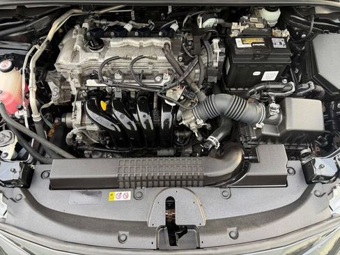 Used 2020 Toyota Corolla LE image 36