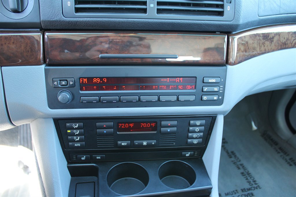 Used 2000 BMW 540i Sedan RWD image 21