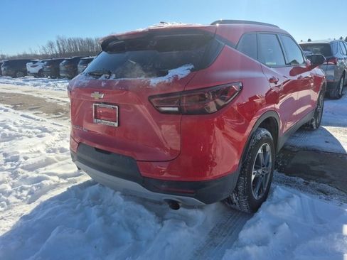 Used 2024 Chevrolet Blazer LT w/ Convenience Package image 3