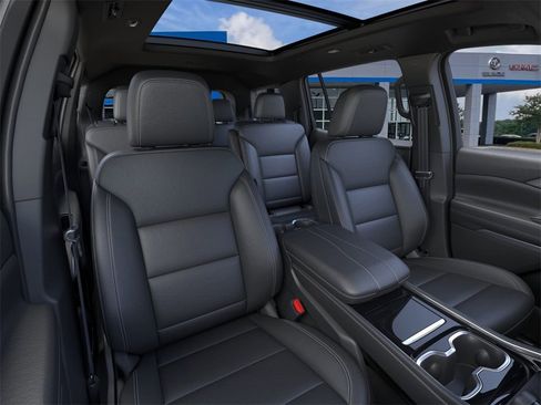 New 2026 Chevrolet Traverse LT image 16