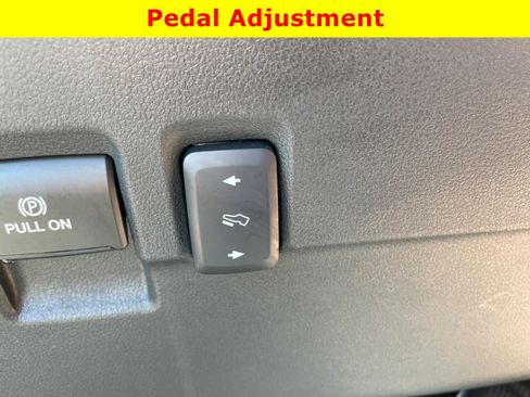 Used 2025 Ford F450 Platinum w/ FX4 Off-Road Package AWD/4WD image 43