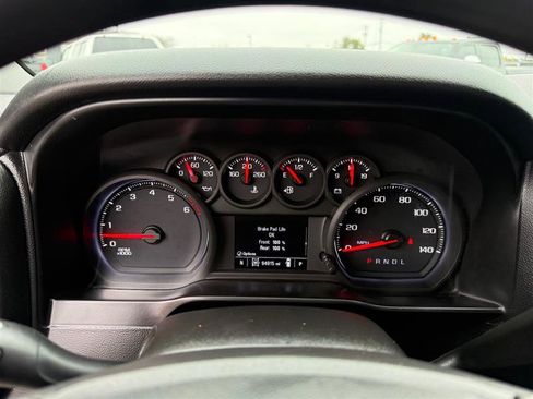 Used 2019 Chevrolet Silverado 1500 Custom Trail Boss w/ Custom Convenience Package image 30