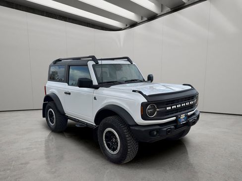 Used 2023 Ford Bronco Black Diamond w/ Sasquatch Package AWD/4WD image 7