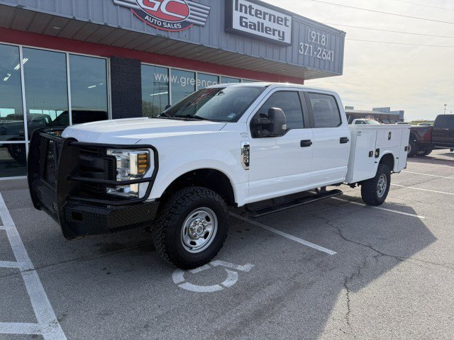 Used 2019 Ford F350 XL w/ Power Equipment Group AWD/4WD image 1