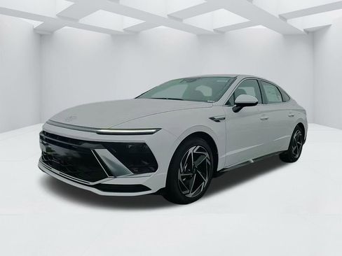 New 2026 Hyundai Sonata SEL image 1