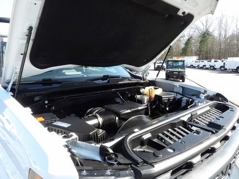 Used 2021 Chevrolet Silverado 2500 W/T image 33