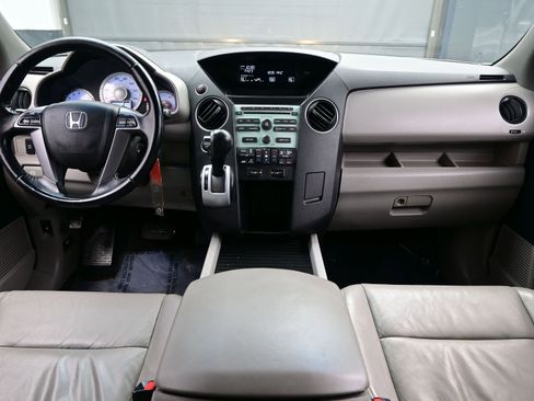 Used 2011 Honda Pilot EX-L image 17
