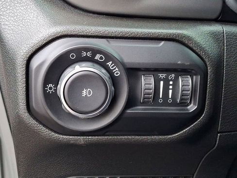 Used 2021 Jeep Wrangler Willys image 25