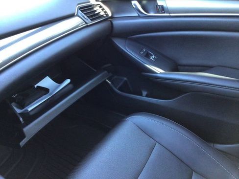 Used 2022 Honda Accord Sport image 30