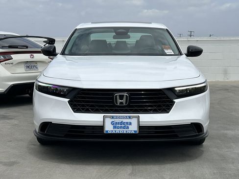 New 2025 Honda Accord SE image 3