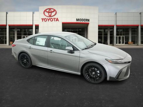 New 2026 Toyota Camry SE image 27