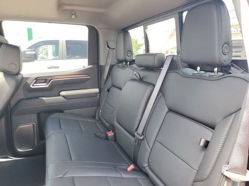 Used 2026 GMC Sierra 1500 Denali AWD/4WD image 10