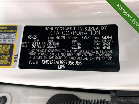 Used 2025 Kia Soul LX w/ LX Technology Package FWD image 39