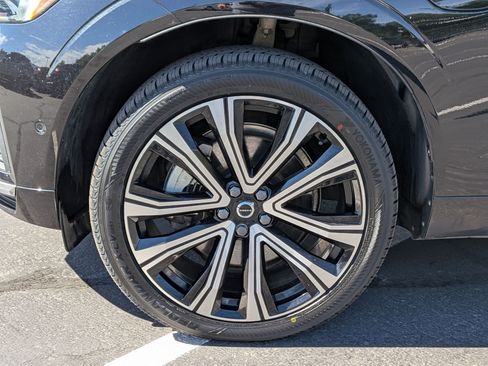 Used 2023 Volvo XC60 T8 Ultimate w/ Climate Package AWD/4WD image 11