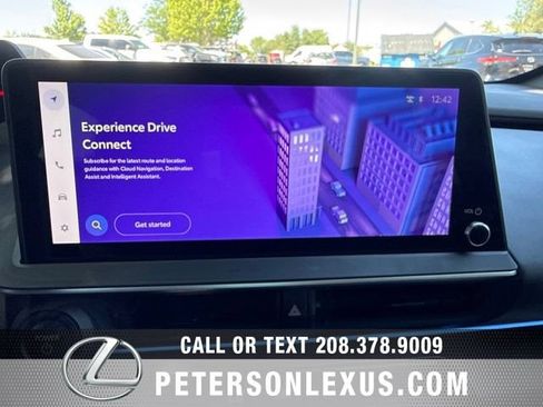 Used 2024 Toyota Prius XLE AWD/4WD image 17