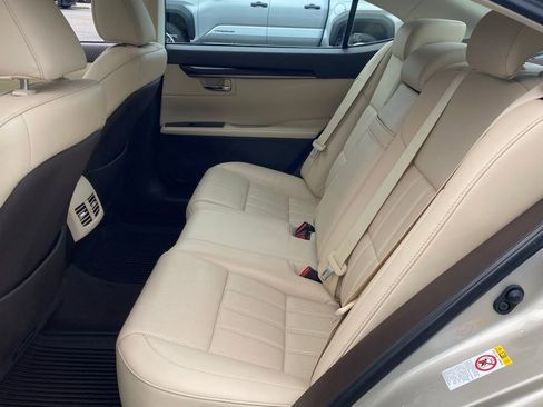 Used 2018 Lexus ES 350 image 8