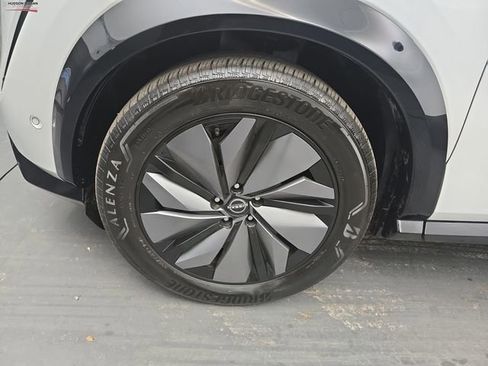 Used 2023 Nissan Ariya image 15