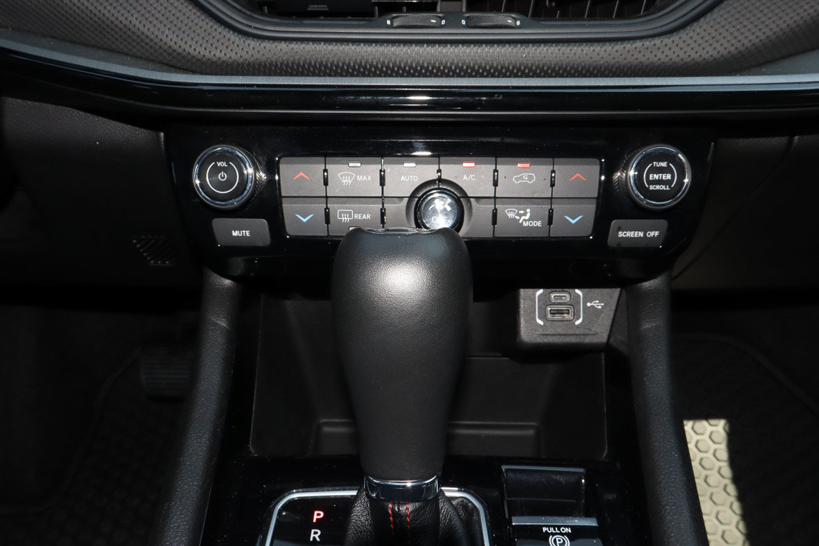 Used 2025 Jeep Compass Trailhawk AWD/4WD image 11