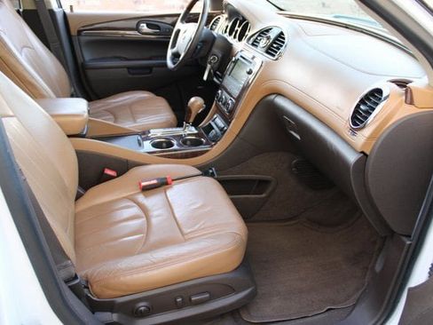 Used 2016 Buick Enclave Leather w/ Enclave Tuscan Edition image 17