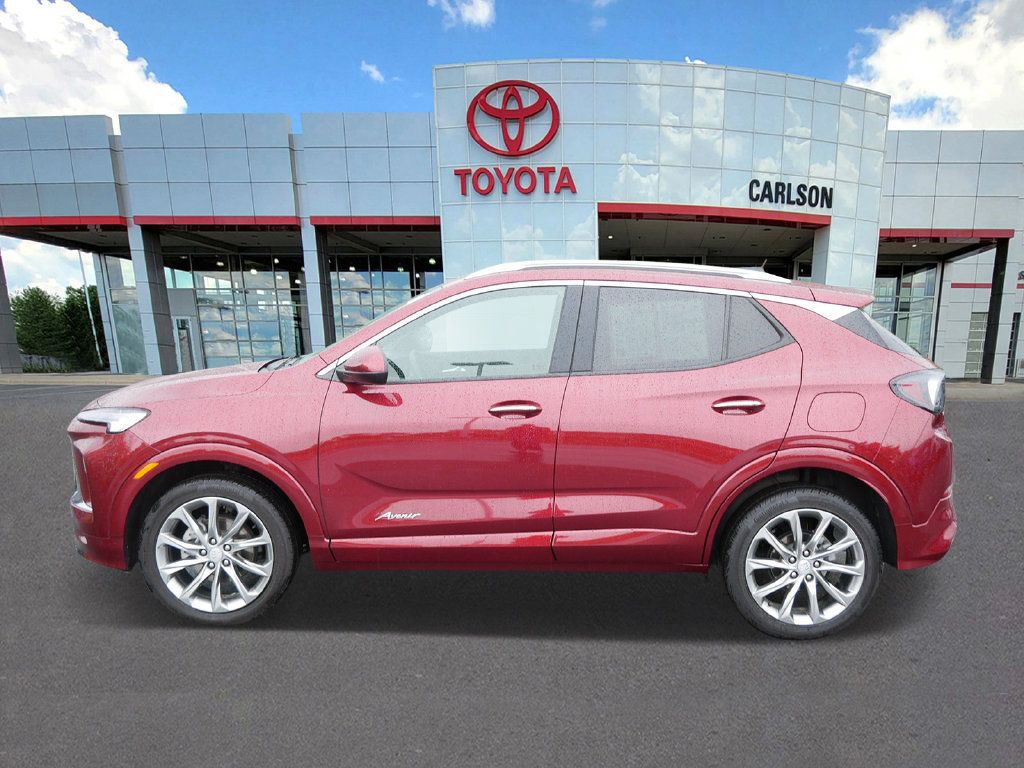 Used 2025 Buick Encore GX Avenir w/ Avenir Convenience Package AWD/4WD image 7