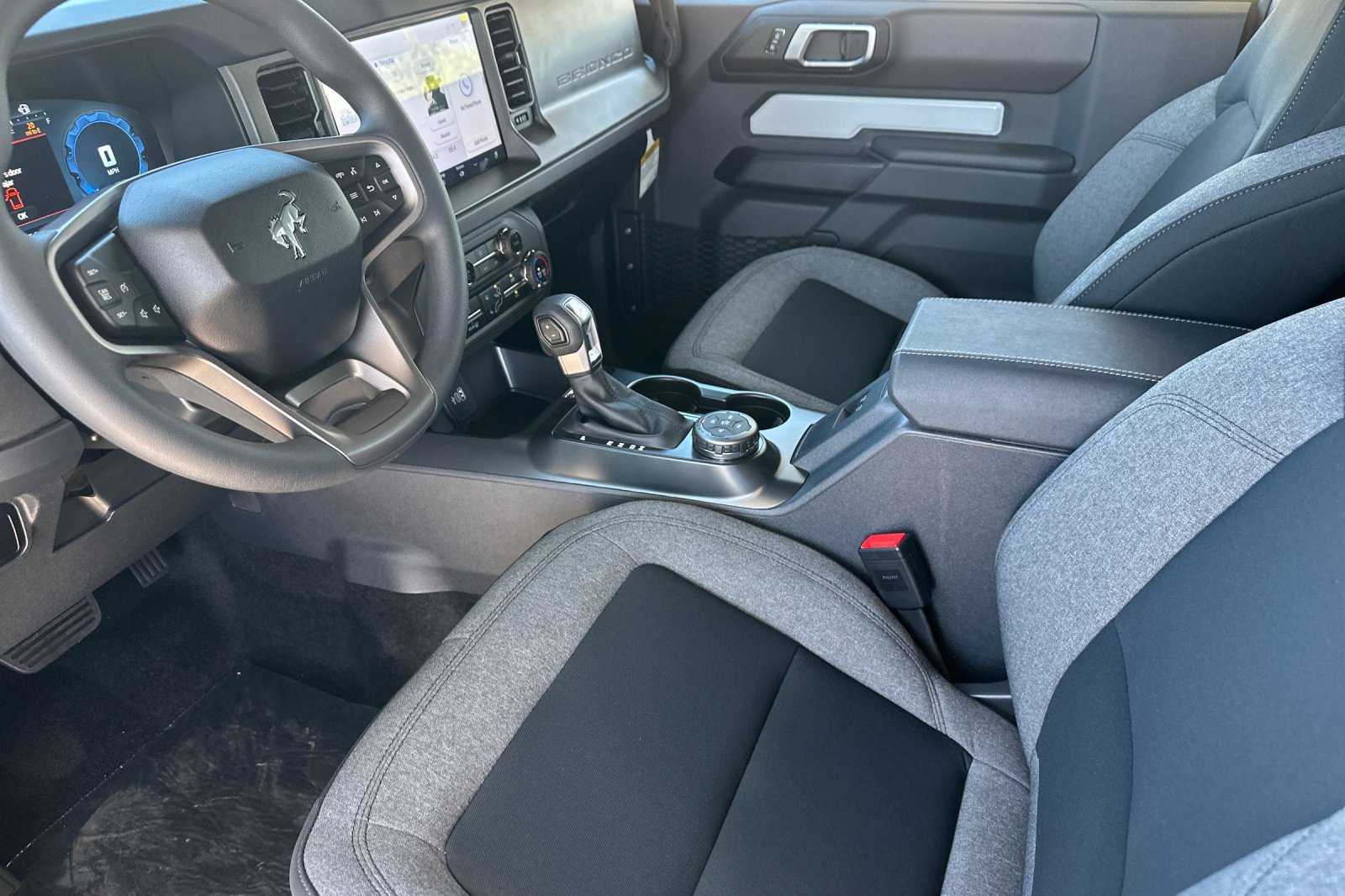 New 2026 Ford Bronco 2-Door w/ Sasquatch Package AWD/4WD image 10