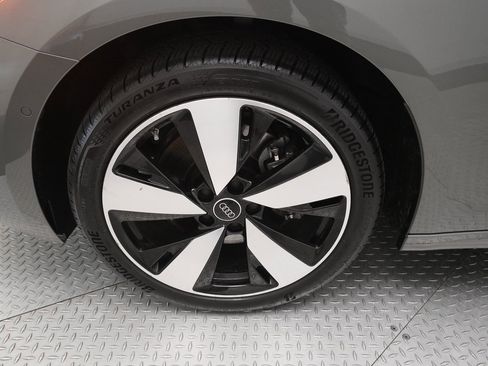 Used 2025 Audi A5 2.0T Prestige w/ 19" Wheel Package image 27