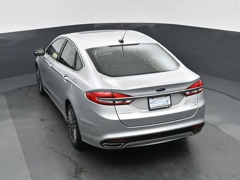 Used 2017 Ford Fusion SE image 56