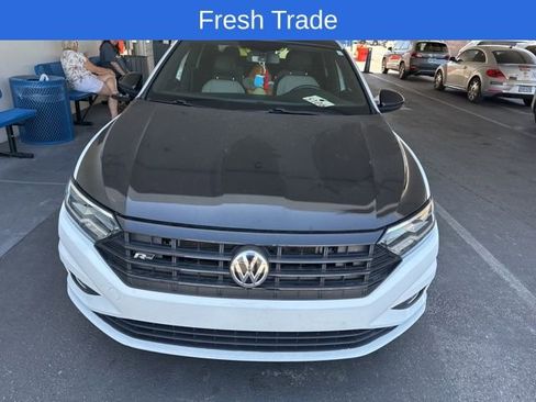 Used 2019 Volkswagen Jetta R-Line image 2
