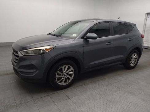 Used 2018 Hyundai Tucson SE AWD/4WD image 2