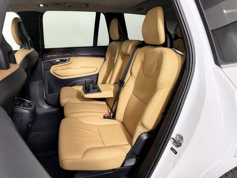 Used 2016 Volvo XC90 T6 Momentum w/ Protection Package Plus AWD/4WD image 40