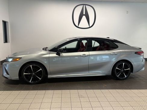 Used 2019 Toyota Camry XSE w/ Driver Assist Package FWD image 3