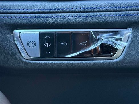 New 2025 Cadillac Escalade IQ Luxury 1 image 21