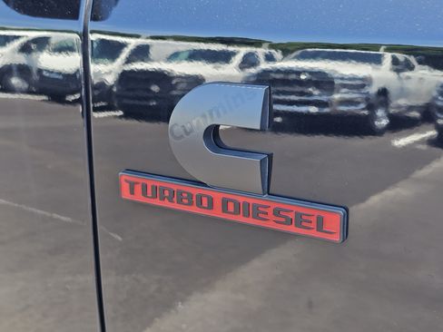 New 2025 RAM 2500 Tradesman AWD/4WD image 8