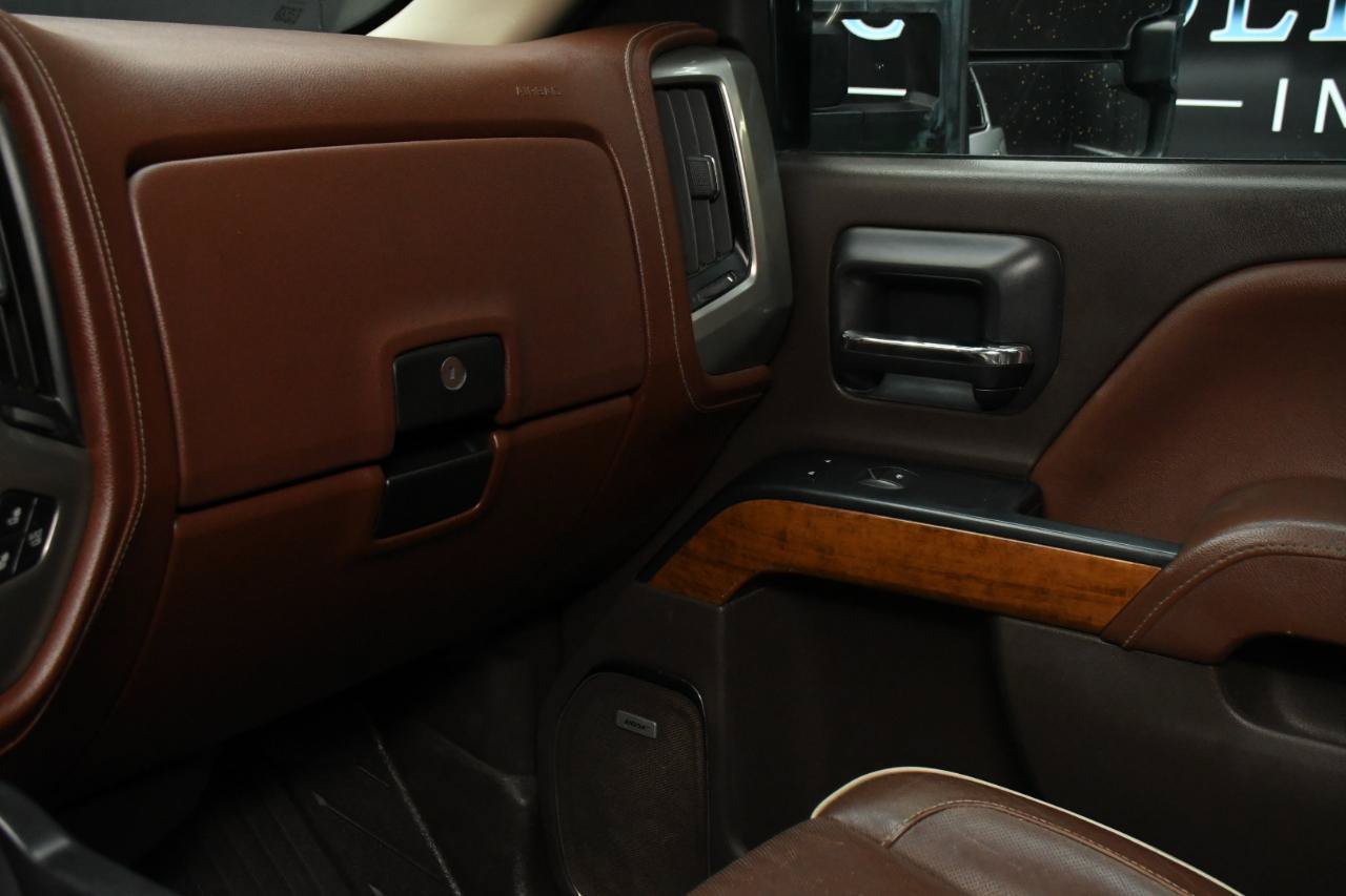 Used 2015 Chevrolet Silverado 2500 High Country AWD/4WD image 29