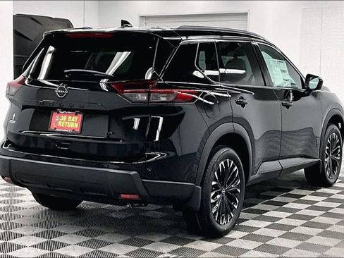 New 2026 Nissan Rogue SV AWD/4WD image 17