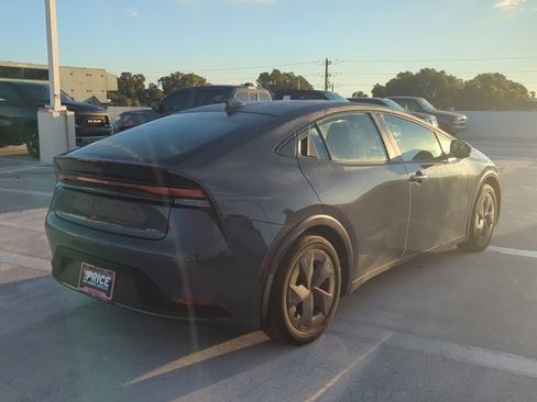 Certified 2024 Toyota Prius LE image 5