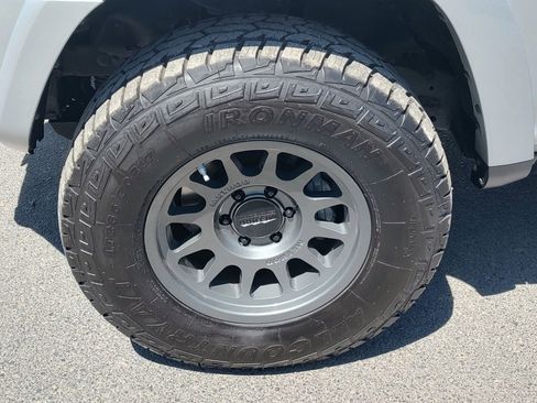 Used 2021 Toyota 4Runner TRD Off-Road Premium w/ Moonroof Package image 9