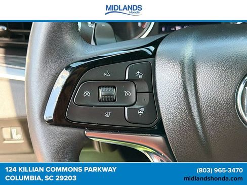 Used 2022 Buick Enclave Essence w/ Experience Buick Package AWD/4WD image 16