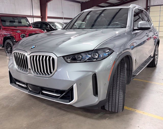 Used 2026 BMW X5 xDrive40i AWD/4WD image 9