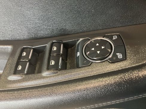 Used 2023 Ford Edge SEL w/ Convenience Package image 12