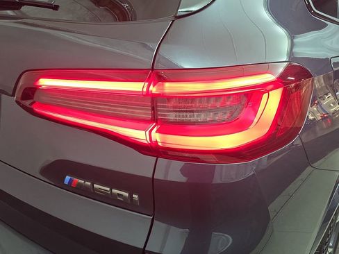 Used 2020 BMW X5 M50i image 34