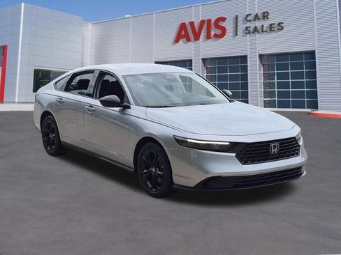 Used 2025 Honda Accord SE image 3