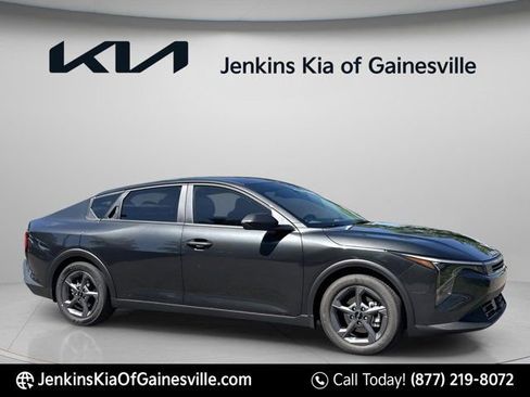 New 2026 Kia K4 FWD image 1