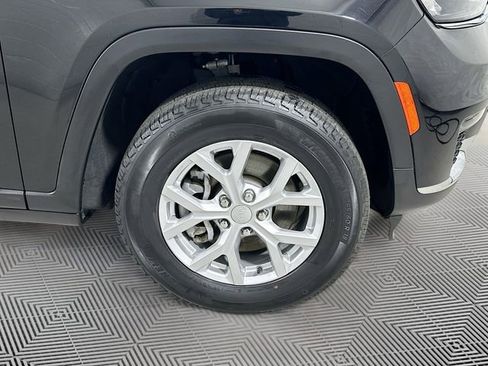 Used 2023 Jeep Grand Cherokee L Limited image 20