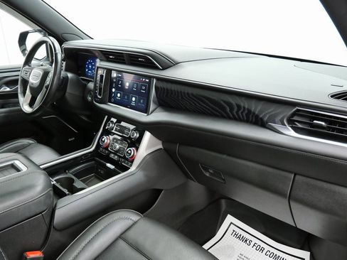 Used 2022 GMC Yukon Denali image 16