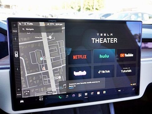Used 2023 Tesla Model X AWD/4WD image 35