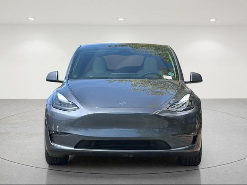Used 2022 Tesla Model Y Performance AWD/4WD image 8