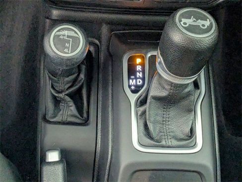 Used 2018 Jeep Wrangler Unlimited Sport image 20