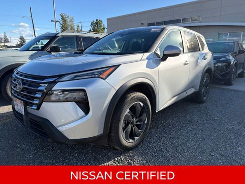 Certified 2025 Nissan Rogue SV AWD/4WD image 1