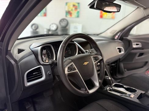 Used 2017 Chevrolet Equinox LT w/ Convenience Package FWD image 10